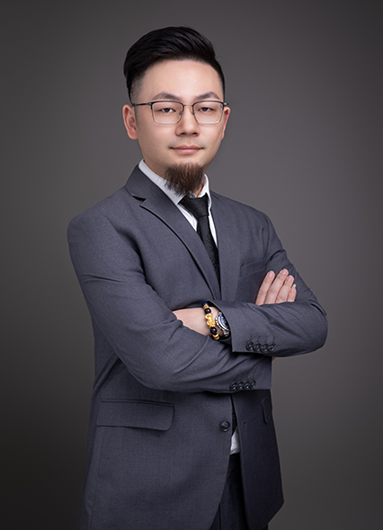 聚通裝潢設(shè)計師-曾嵩